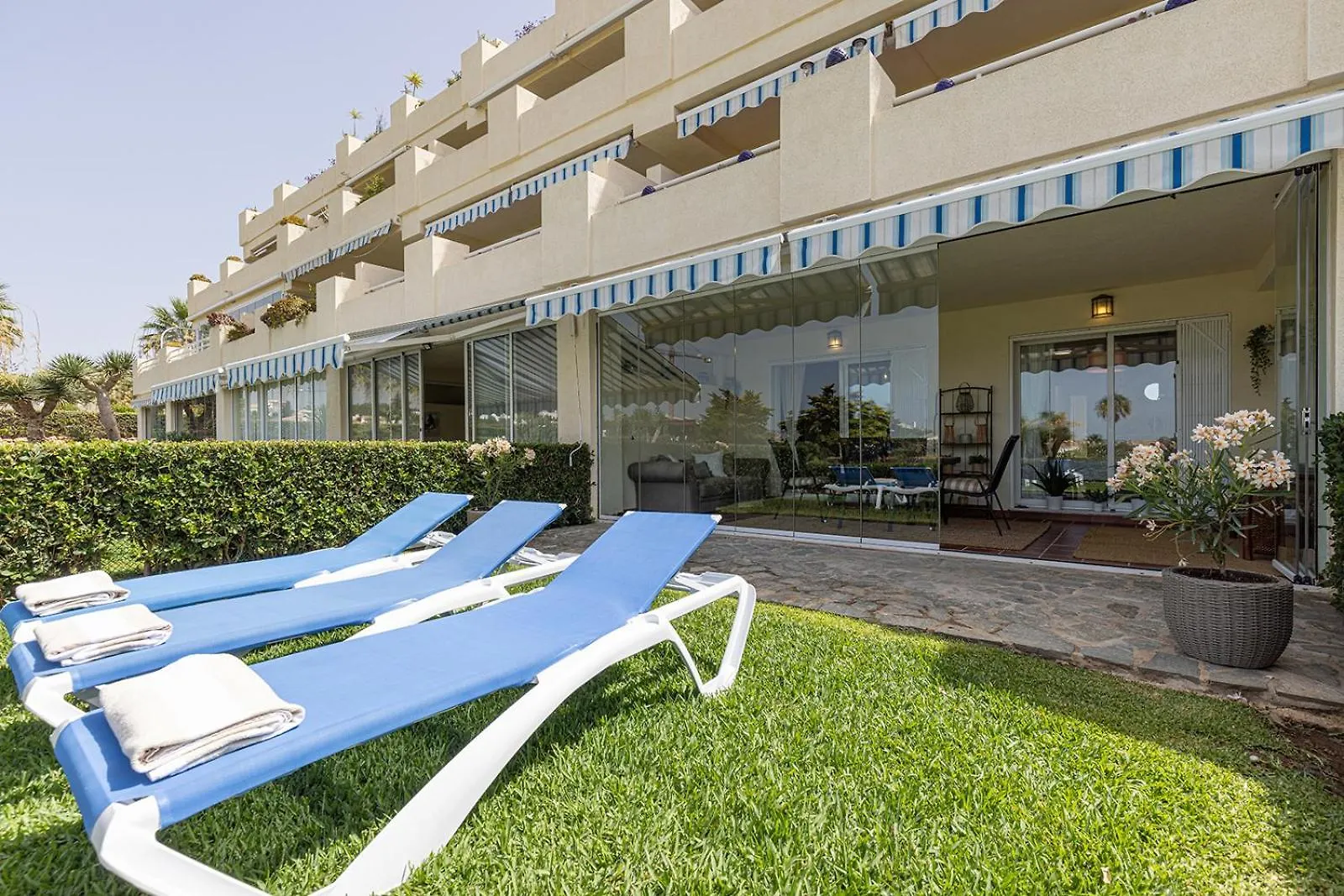 La Cala Gorgeous 2 Bedroom Apartment With Stunning Gardens, Pools And Sea Views El Faro