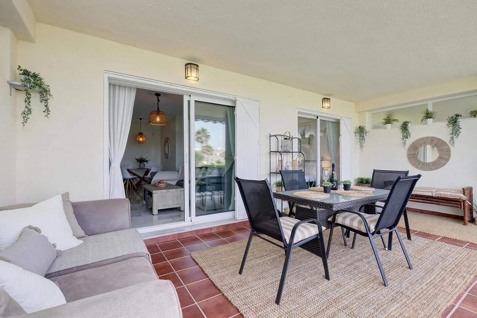 La Cala Gorgeous 2 Bedroom Apartment With Stunning Gardens, Pools And Sea Views El Faro