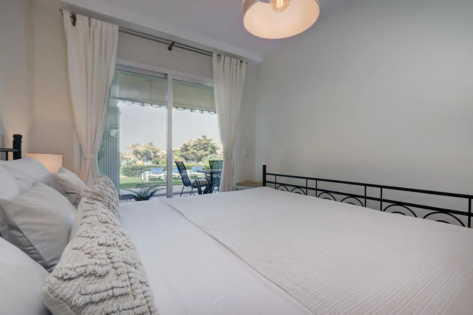 La Cala Gorgeous 2 Bedroom Apartment With Stunning Gardens, Pools And Sea Views El Faro Spain